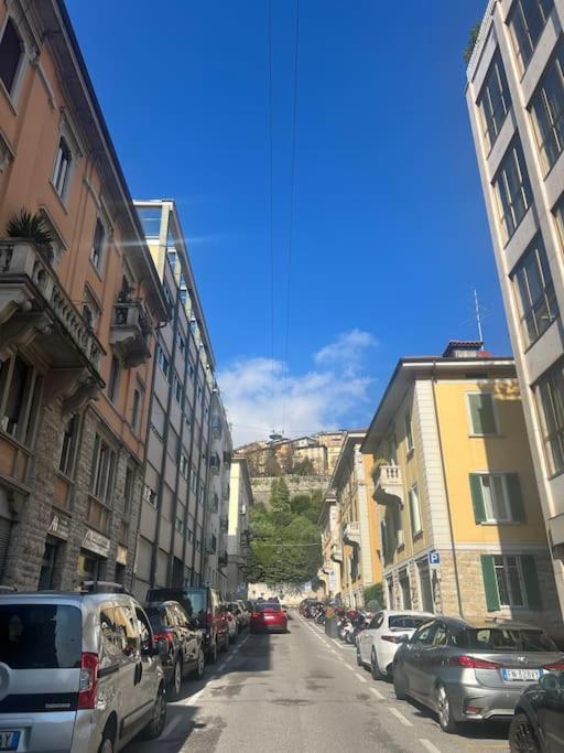 5Min From Citta Alta Chic Bergamo City Apartment Esterno foto
